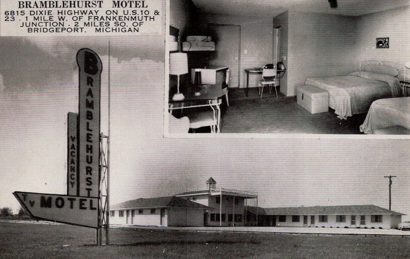 Heidelberg Motel (Holiday Motel, Bramblehurst Motel) - Vintage Postcard (newer photo)